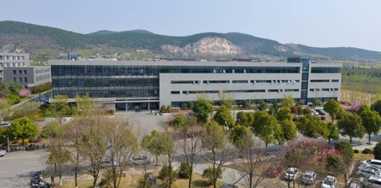 说明: //gdue.52avvip.org/_upload/article/af/f8/3ec198944d2186666903087344a7/a5a22b44-e9c0-4659-a09e-d41547a66034.jpg